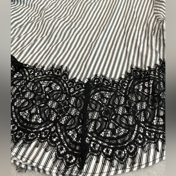 [L]Zara Black White Stripped Lace Cotton Bell Sleeve Blouse - Picture 5 of 11